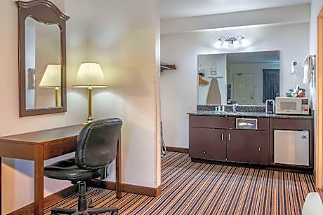 Superior King Room with Sofa Bed - Non-Smoking