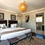 Inverdoorn Game Reserve Lodge