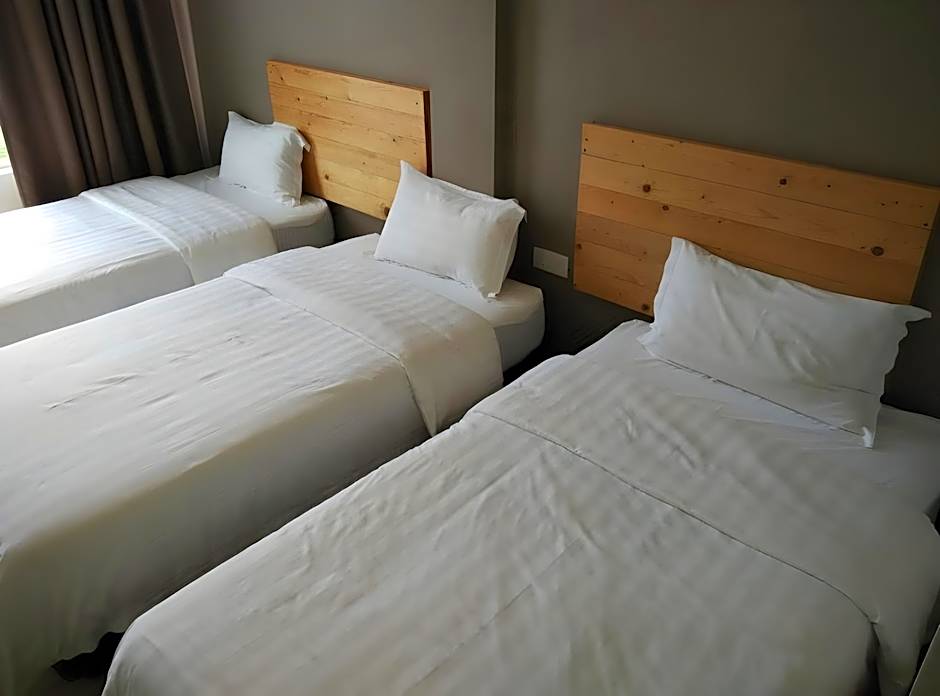 Sg. Paka Hotel