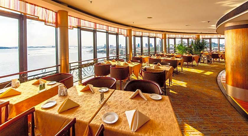 Qingdao Huiquan Dynasty Hotel