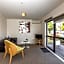 Le Chalet Suisse Motel Taupo