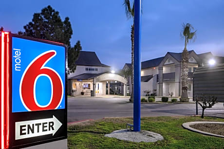 Motel 6-Buttonwillow, CA Central