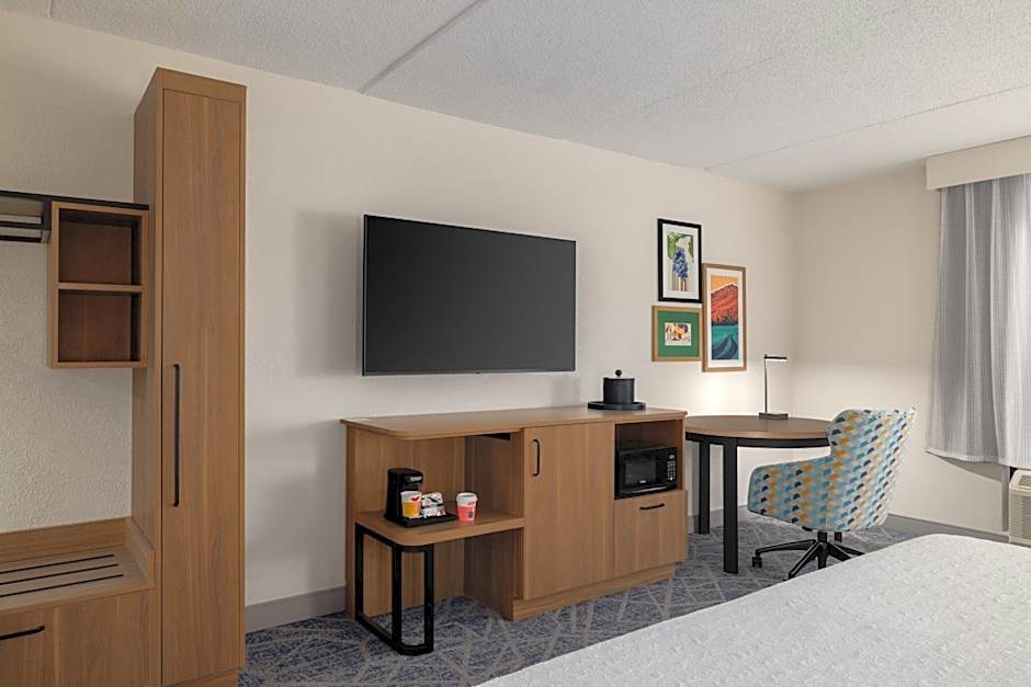 Hampton Inn Washington-Dulles Int'l Airport South