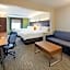 Holiday Inn Express & Suites Bradley Airport By IHG