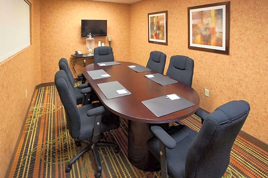 Hampton Inn By Hilton And Suites Cleveland-Southeast/Streetsboro