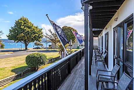 Le Chalet Suisse Motel