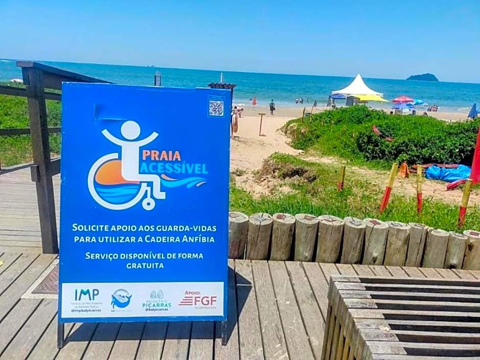 120m da praia no centro de Piçarras