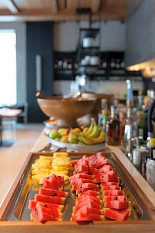 Suite with mini pool & shared terrace