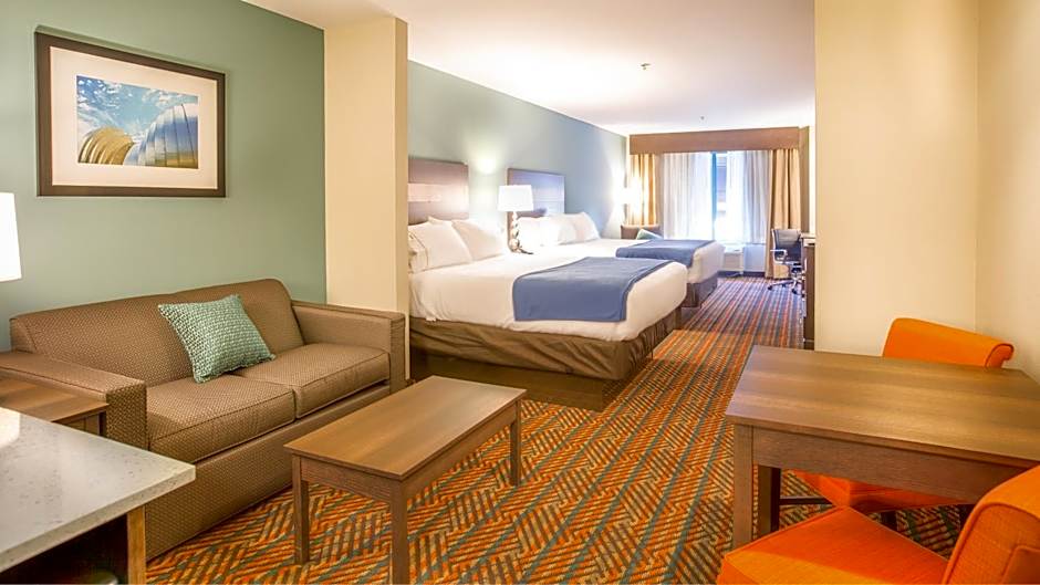Holiday Inn Express Wichita South By IHG