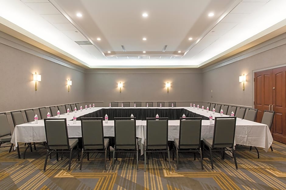 Hilton Chicago/Oak Lawn