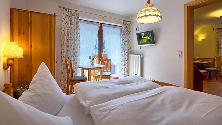 Schwarzwald-Hotel Kraeutle