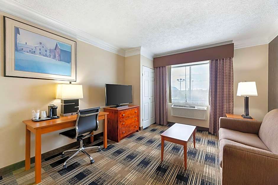 Best Western The Inn At Rochester Airport