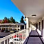 Motel 6 Portland Mall - 205