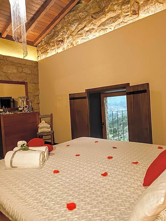 Casa Favo de Mel - Jacuzzi Privado & Lareira - Piscina