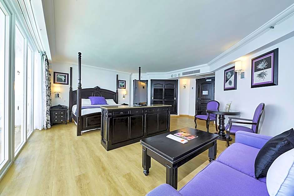 Riu Palace Paradise Island - Adults Only - All Inclusive