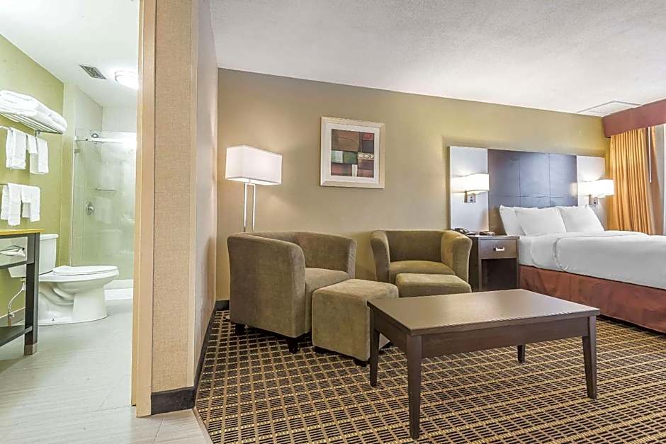 Quality Inn & Suites Windsor
