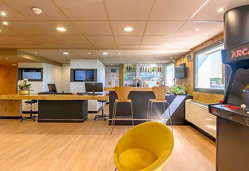 B&B HOTEL Versailles Le Chesnay