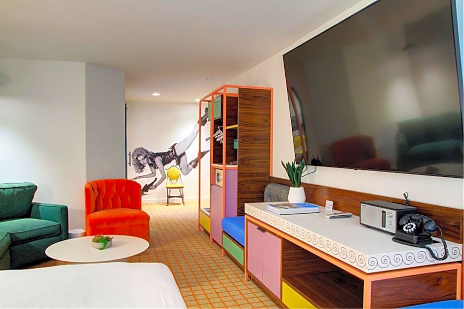 The Hollywood Franklin Hotel near Universal Studios