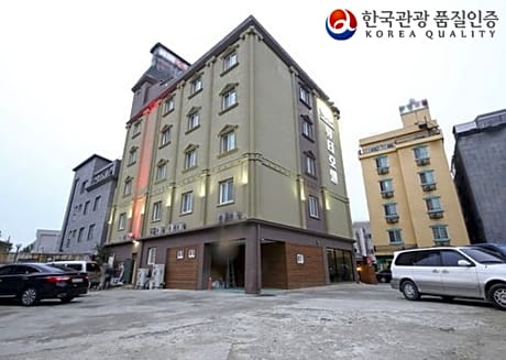 The Beauty Hotel