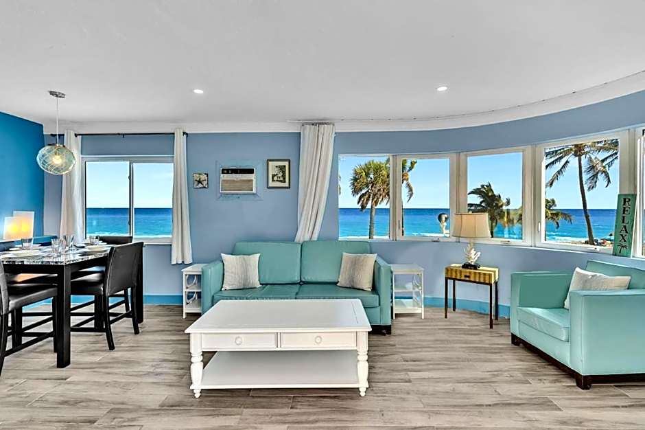 Walkabout 8 Tower Suite with Panoramic Ocean Views