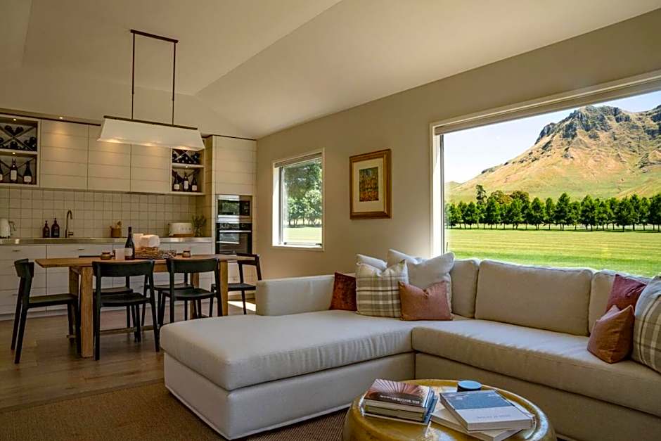 Craggy Range Luxury Vineyard Retreat
