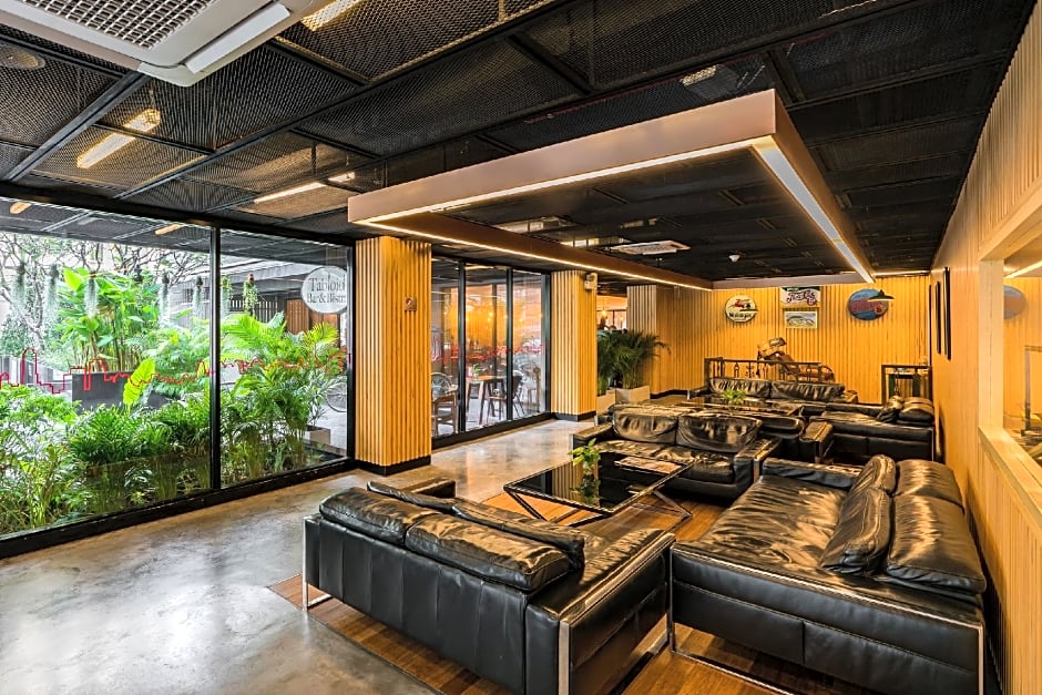 Galleria 12 Sukhumvit Bangkok By Compass Hospitality