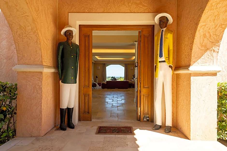 "AU HAVRE DE PAIX" 5 étoiles Prestige jacuzzi, hammam, sauna, PISCINE chauffée Mougins Cannes Grasse