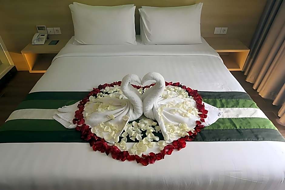 Grand Whiz Hotel Nusa Dua