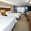Holiday Inn Express Hotel & Suites East End By IHG