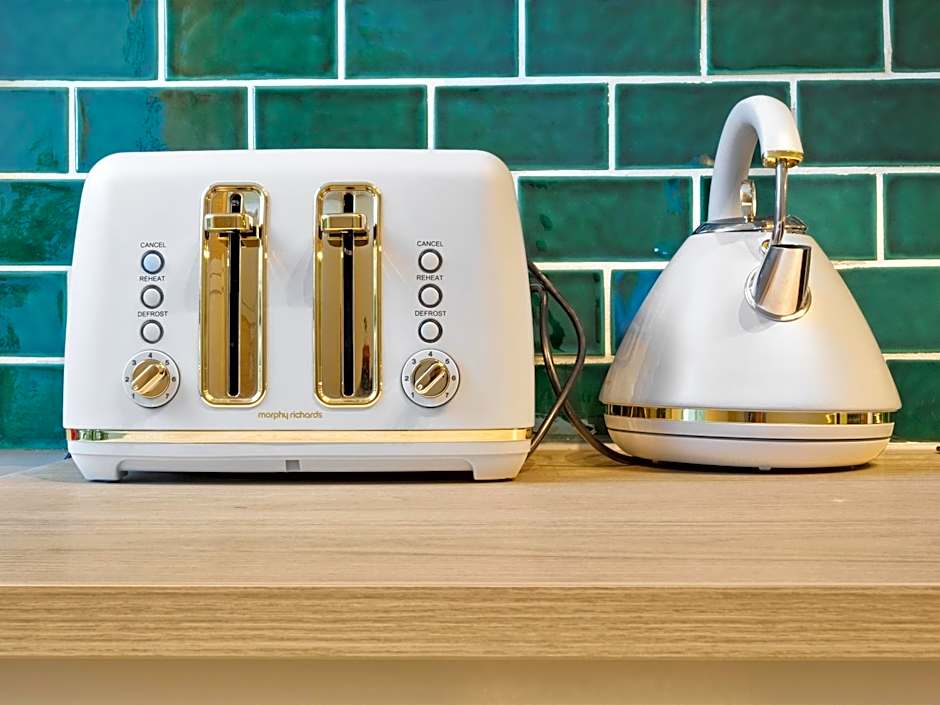 AZZURRO POD HOTEL - Central Sydney