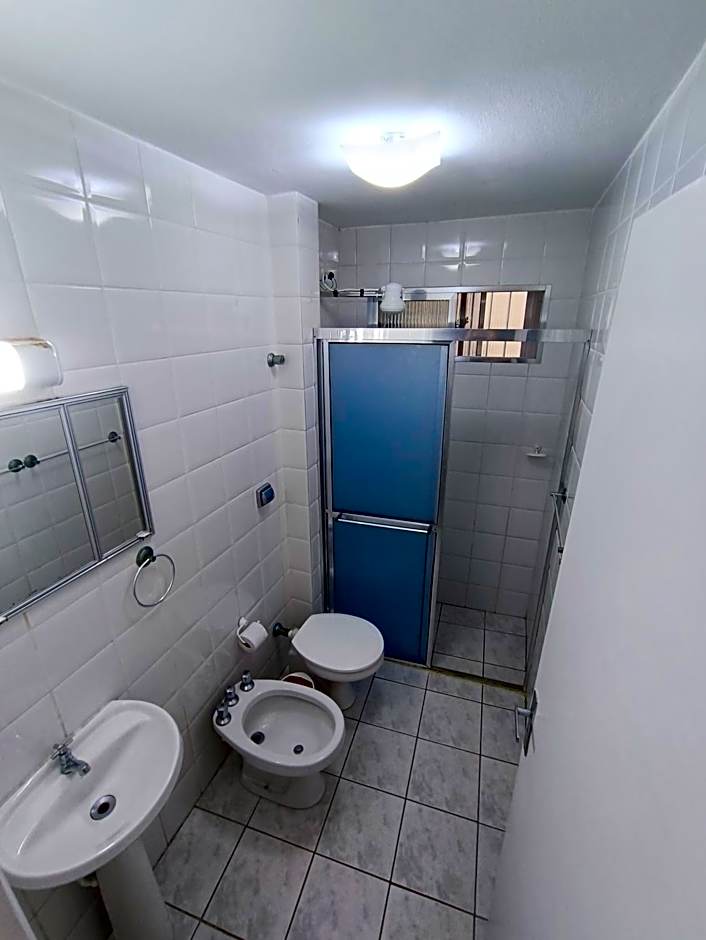 Apartamento Térreo - 40m da Praia - Enseada - Guarujá