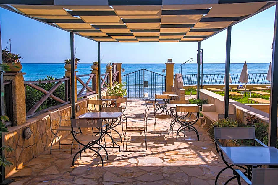 Andreolas Luxury Suites