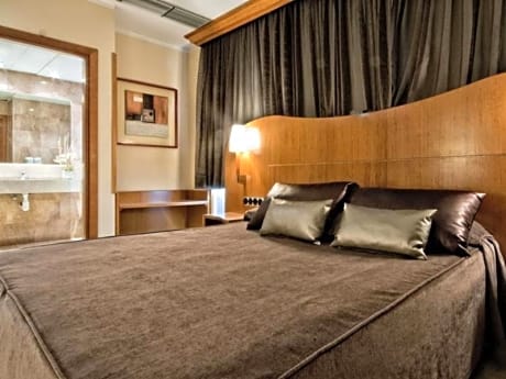 Hotel Aristol - Sagrada Familia