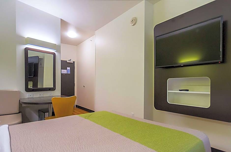 Days Inn by Wyndham South Bend/Notre Dame
