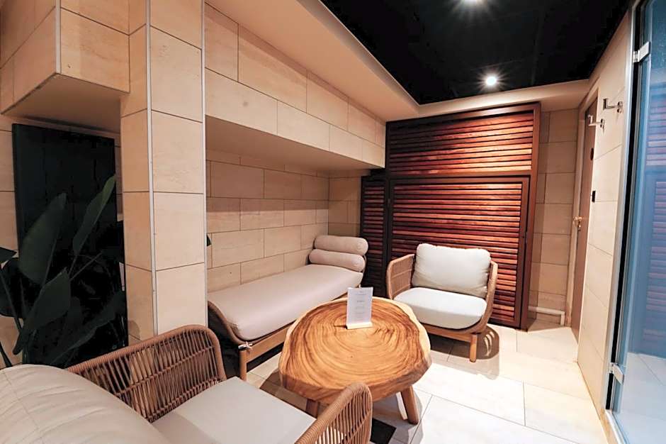 Keystone Hôtel & Spa