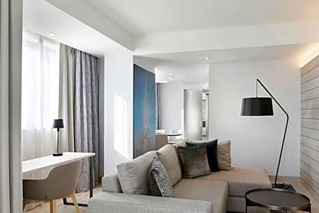 King Suite with Balcony and Sea View