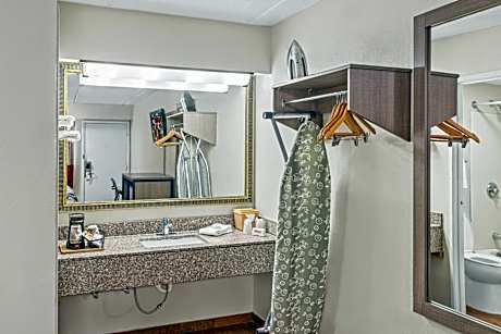 Deluxe Room with Two Double Beds Smoking