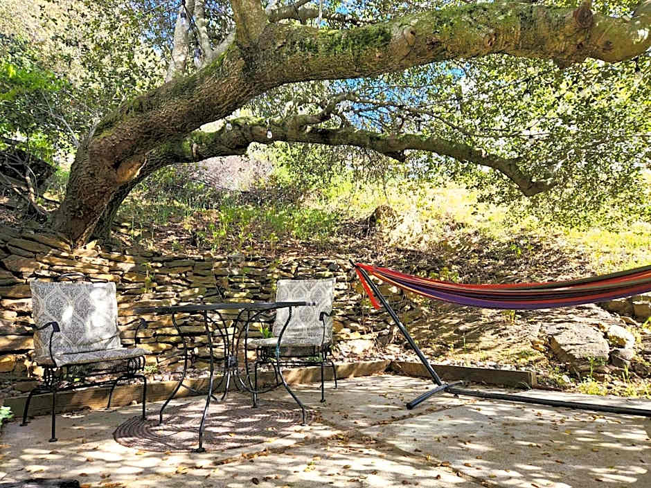 Oak Hill Inn