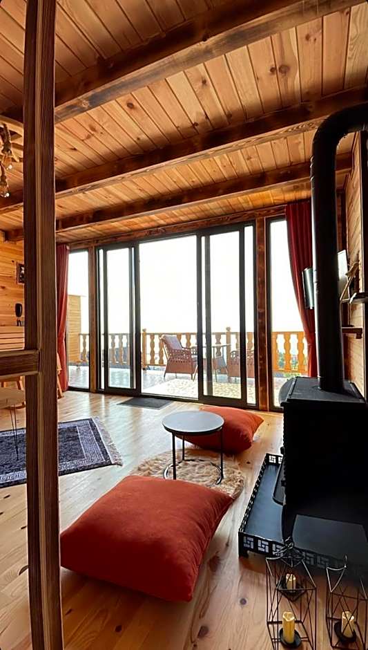 Mavera Suit Bungalow