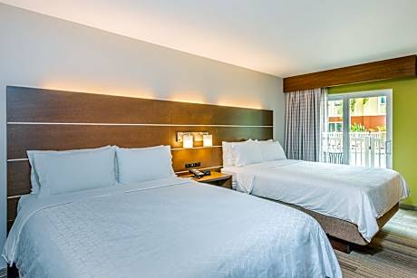 Standard Room with Two Queen Beds