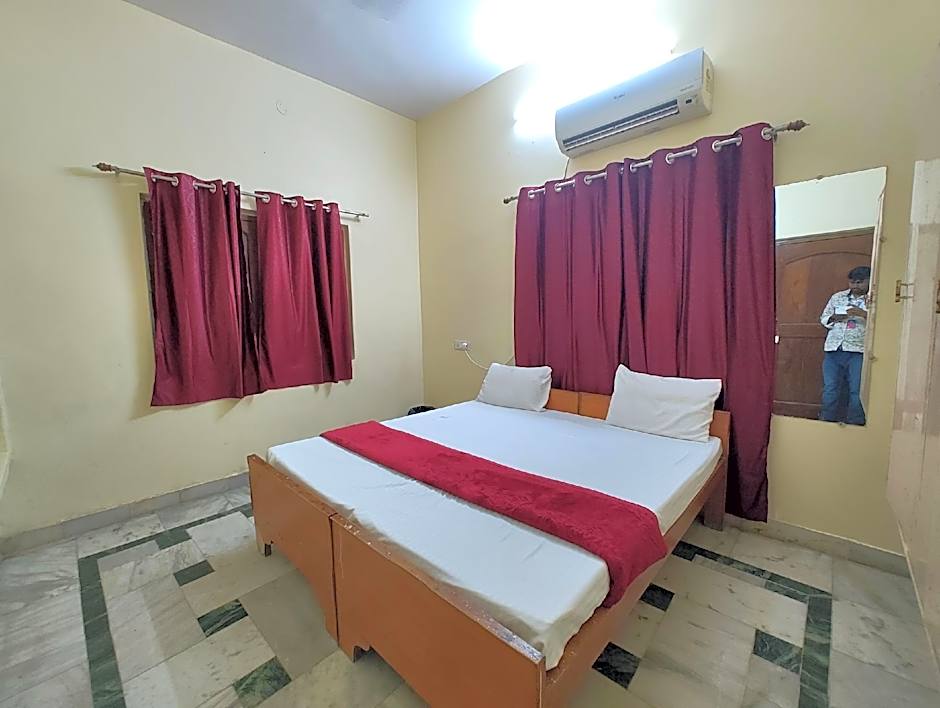 Goroomgo P G on Ganges Varanasi Near Assi Ghat Rooftop View