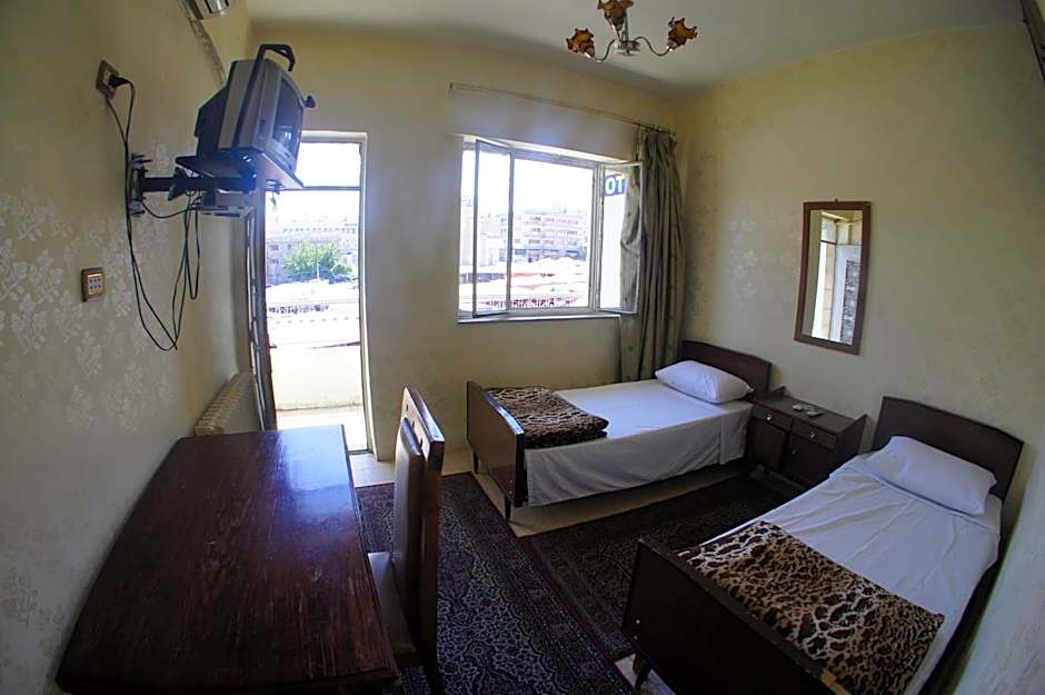 Sun Rise Hotel & Hostel & Tours