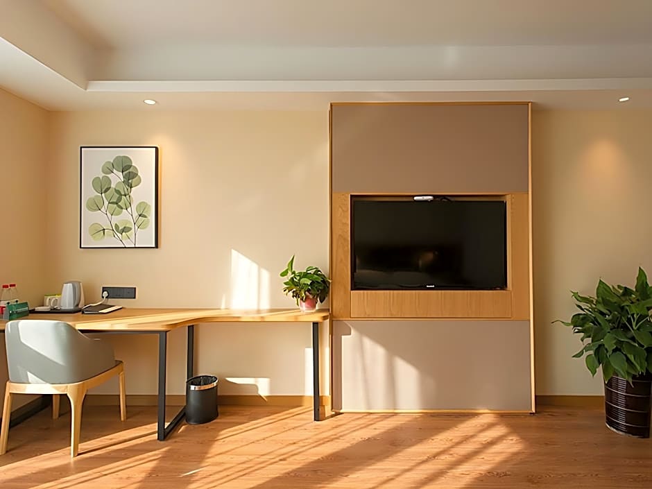 GreetTree Inn Jieshou Renmin Road Guozhen Plaza