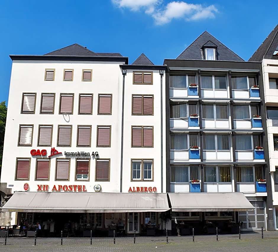 XII Apostel Albergo