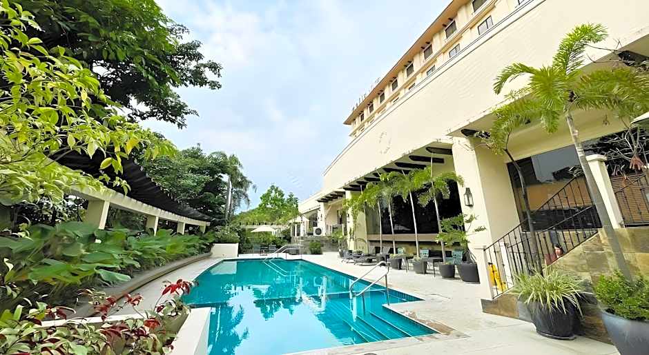 Mella Hotel Manila near NAIA Airport