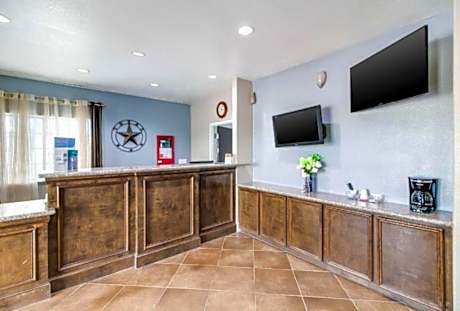 Rodeway Inn & Suites Port Arthur - Groves