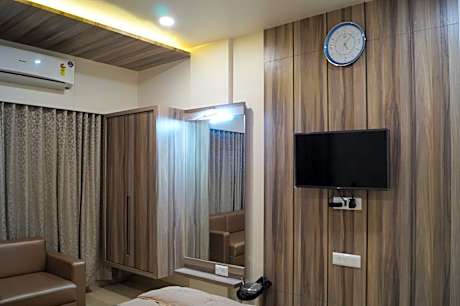 King Room with Two King Beds