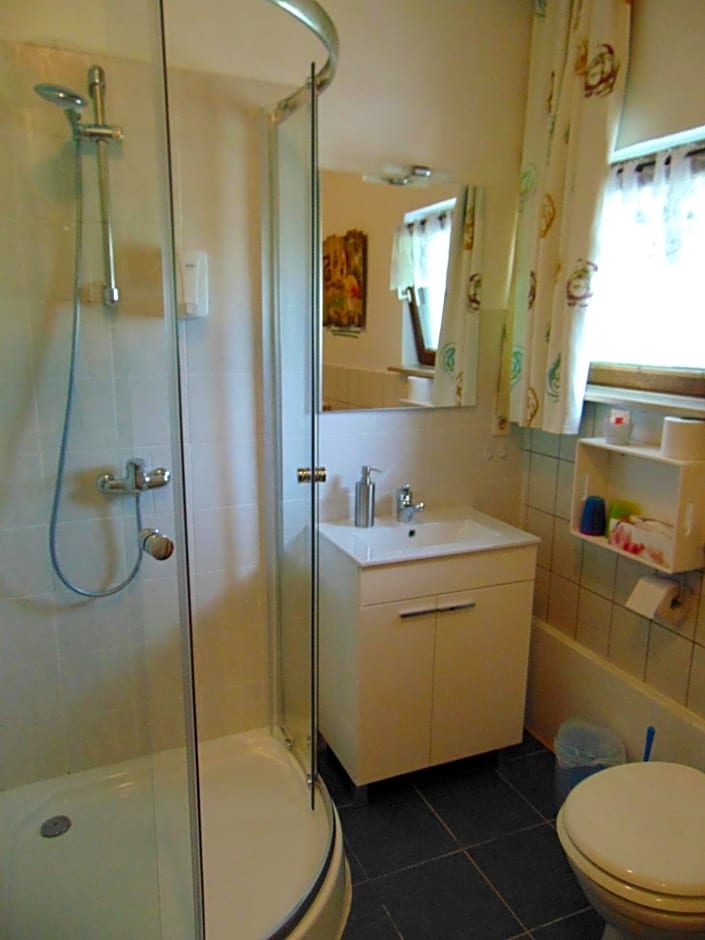 Hotel Garni "Adria"