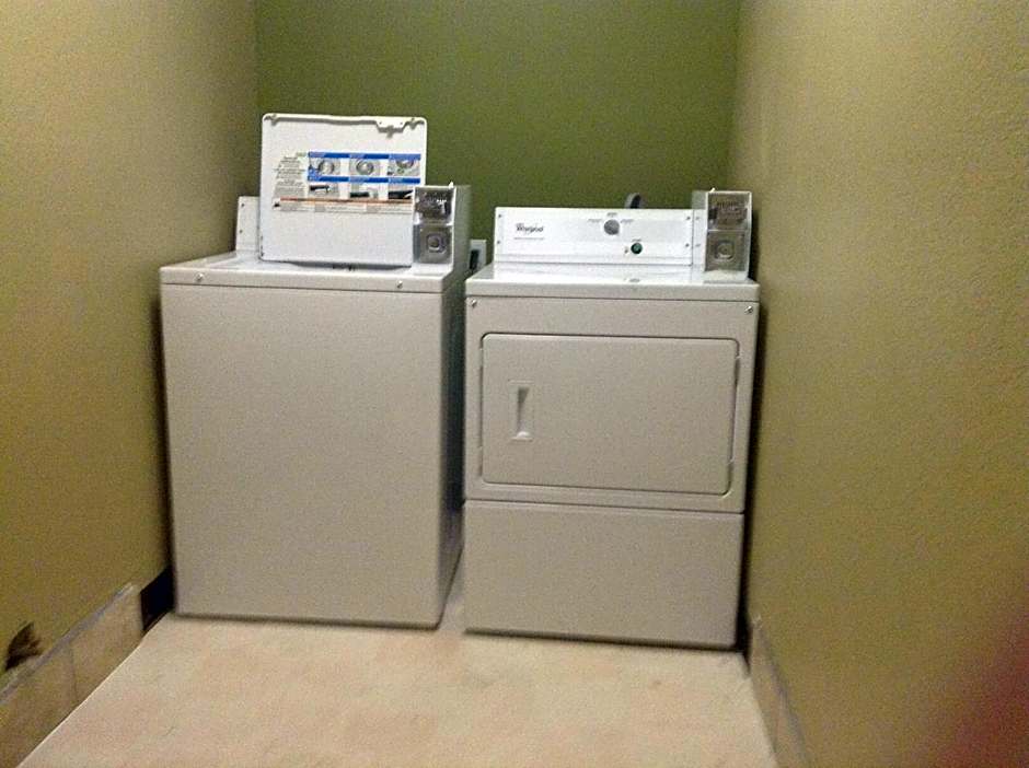 Super 8 by Wyndham Sikeston/Miner Area