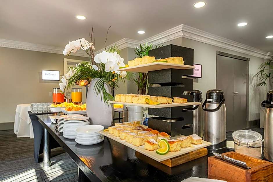 ROCKEFELLER by Slaviero Hotéis